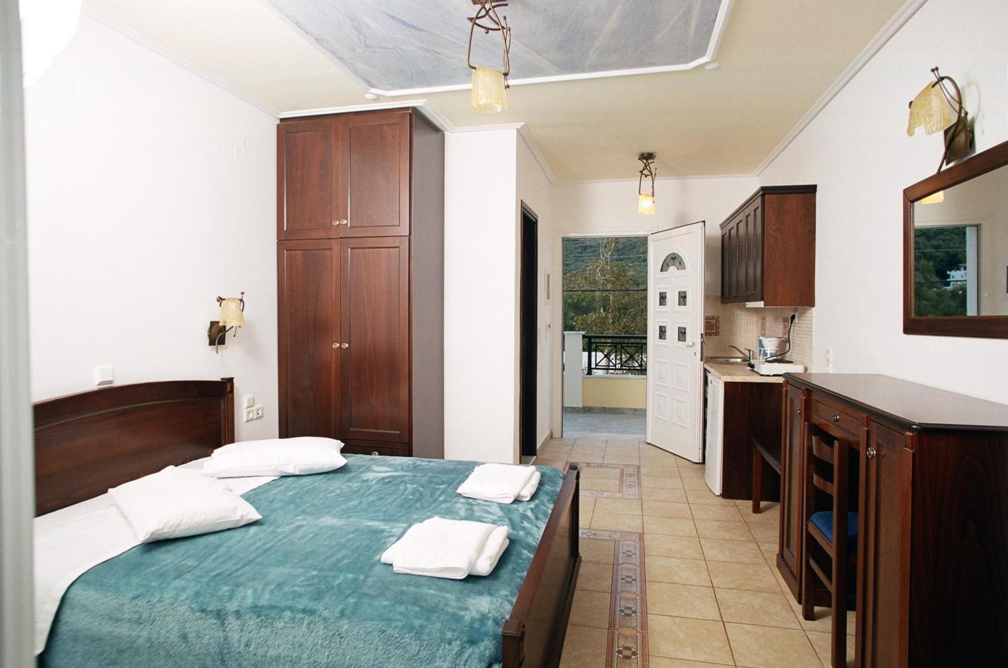 Byzantio Hotel & Apartments Parga Exterior photo
